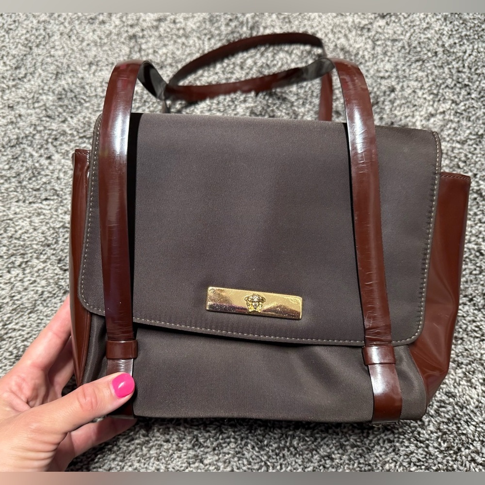 Gianni Versace vintage medusa shoulder bag, EUC - Picture 2 of 16